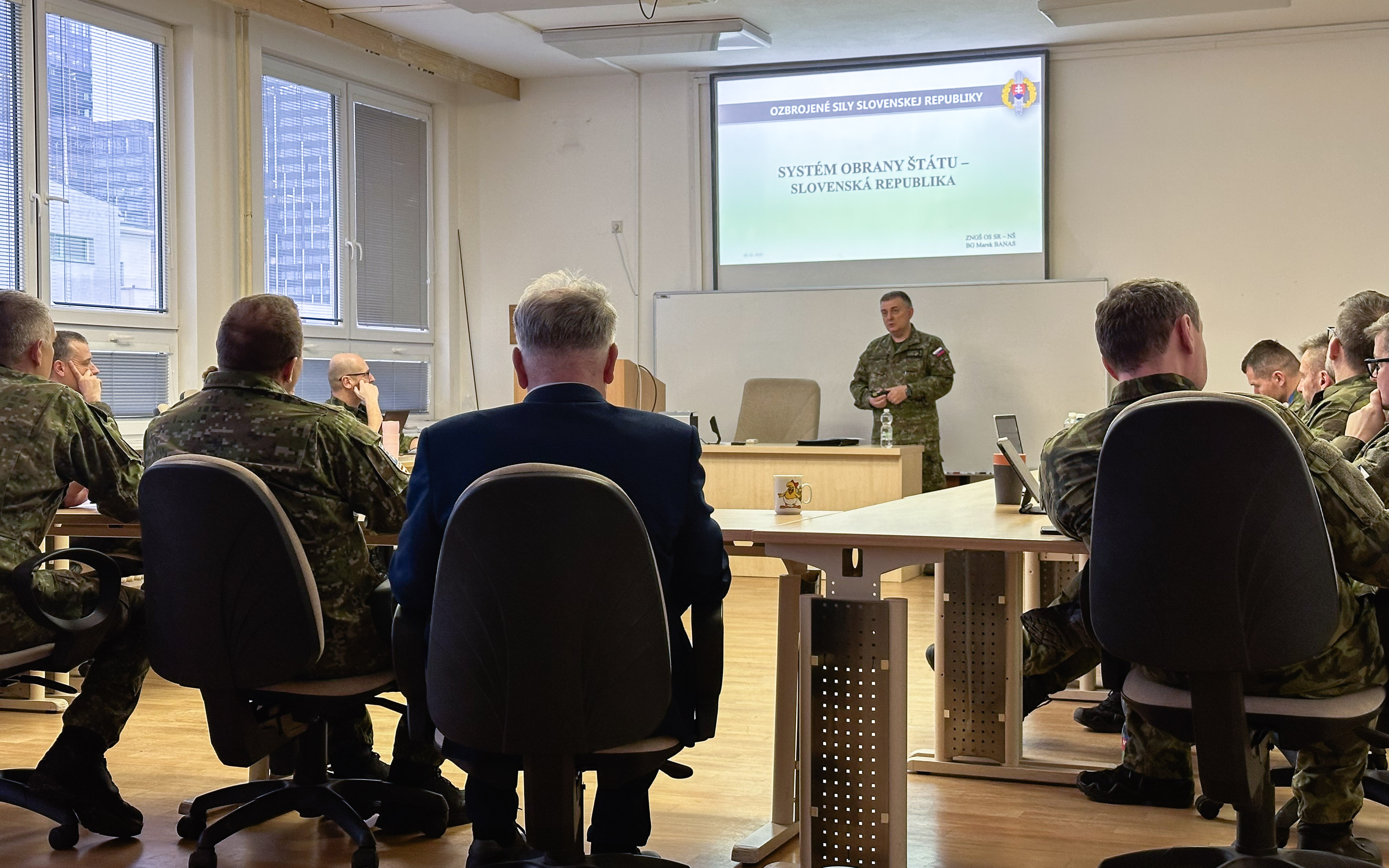 Právě si prohlížíte Návštěva ZNGŠ OS SR – NŠ v Kurzu generálního štábu CBVSS